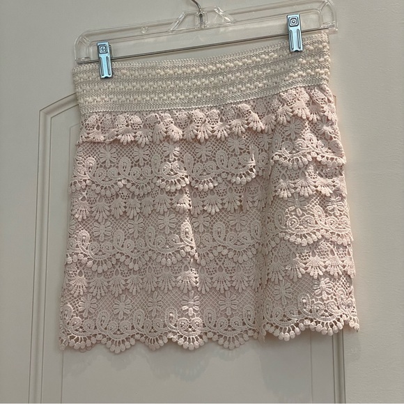 Crochet Cream Mini Skirt - Picture 3 of 9
